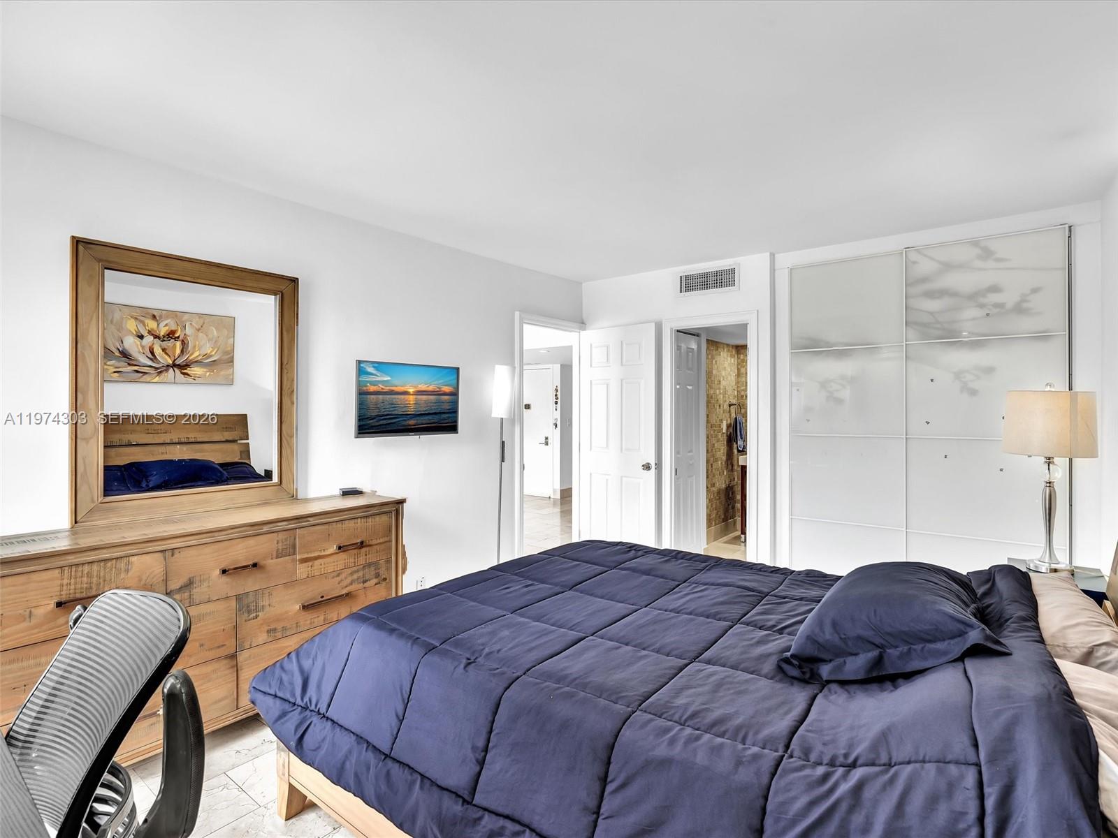 Photo of 20335 Country Club Dr  #310, Aventura, Florida, 33180 - 