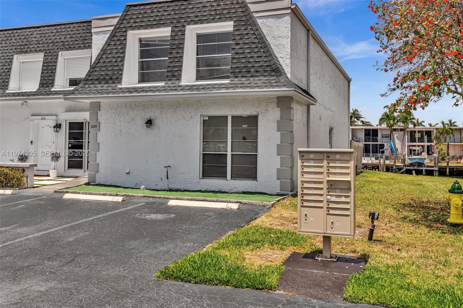 Photo of 825 26th Ave (825), Hallandale Beach, Florida, 33009 -