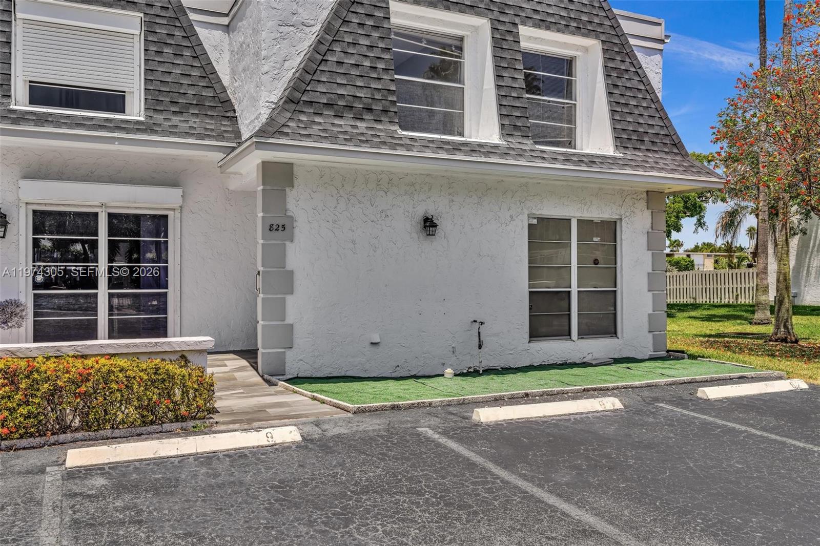 Photo of 825 26th Ave (825), Hallandale Beach, Florida, 33009 -