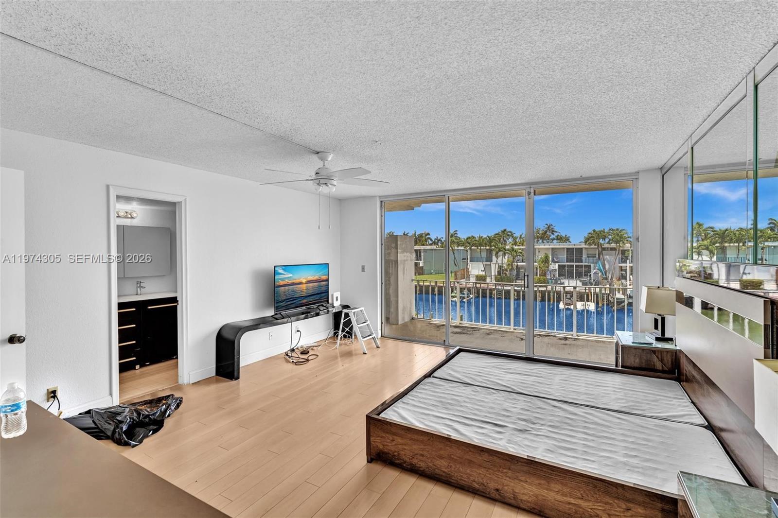 Photo of 825 26th Ave (825), Hallandale Beach, Florida, 33009 -