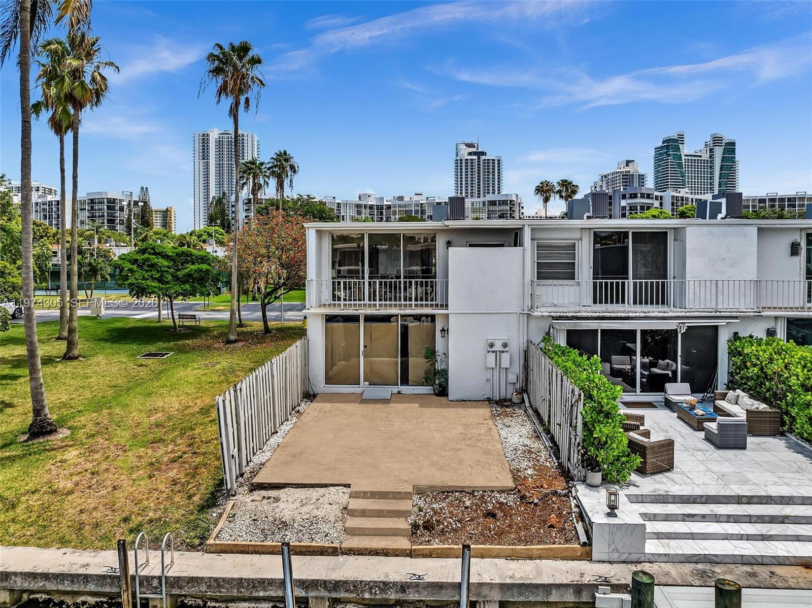 Photo of 825 26th Ave (825), Hallandale Beach, Florida, 33009 -