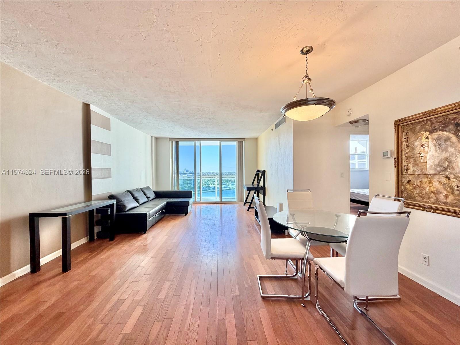 Photo of 3001 Ocean Dr #1233, Hollywood, Florida, 33019 -