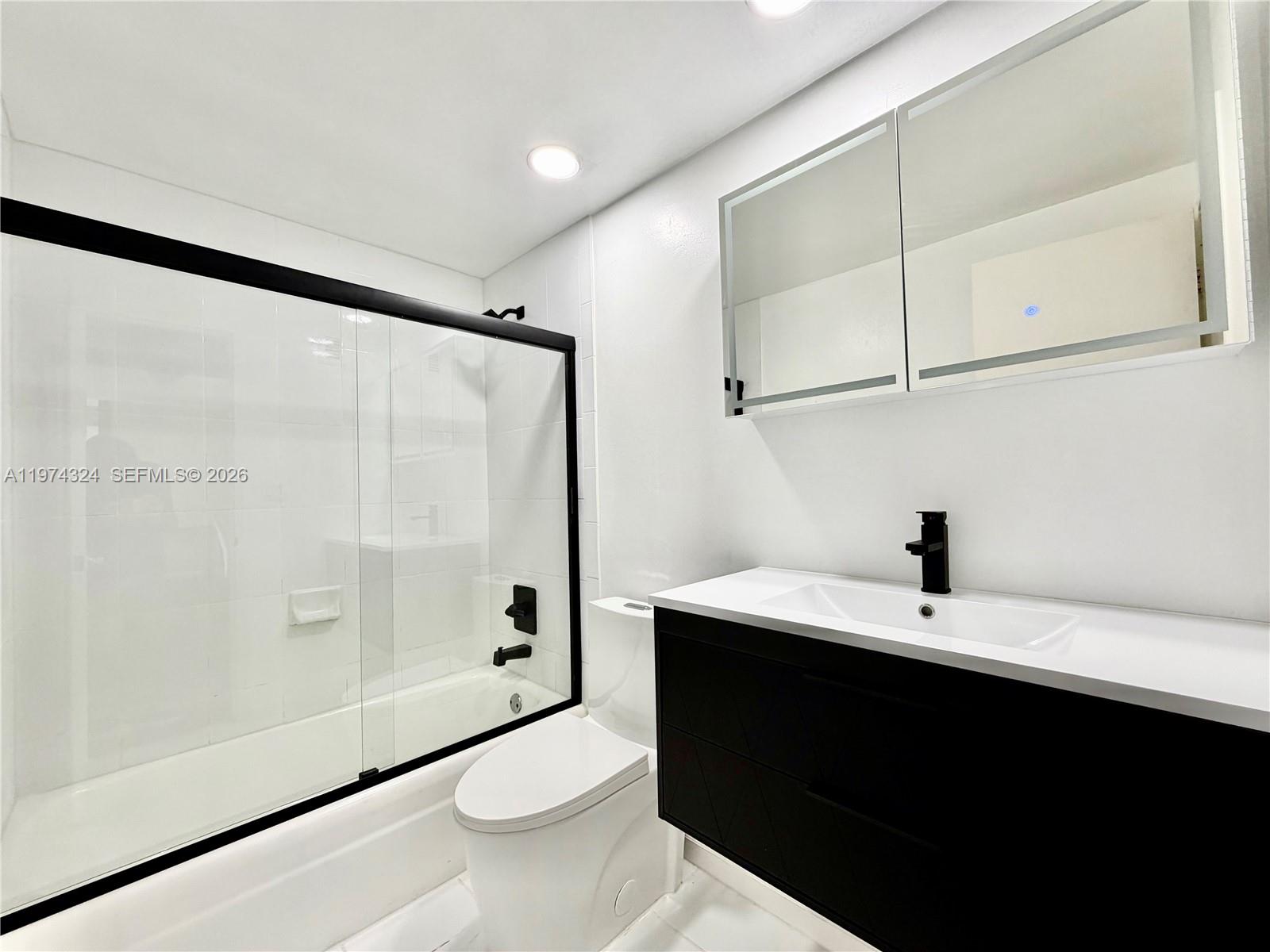 Photo of 3001 Ocean Dr #1233, Hollywood, Florida, 33019 -