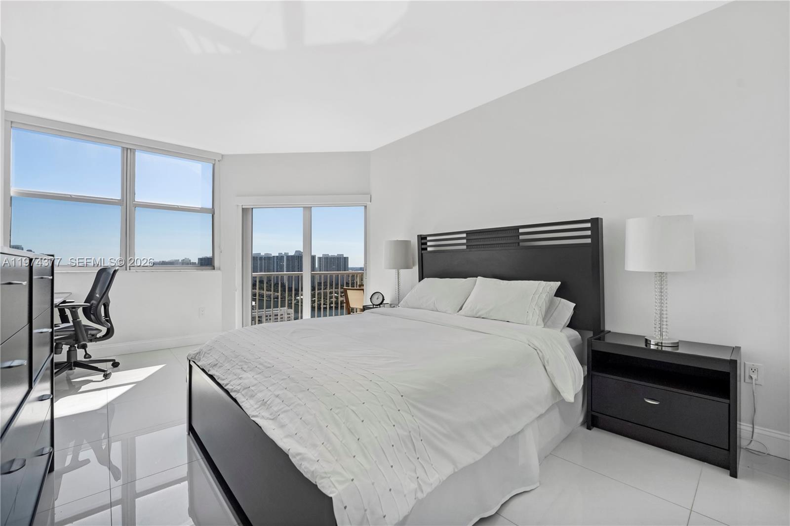 PHJ 2 / 2 1240 sq. ft. $ 2026-03-02 0 foto