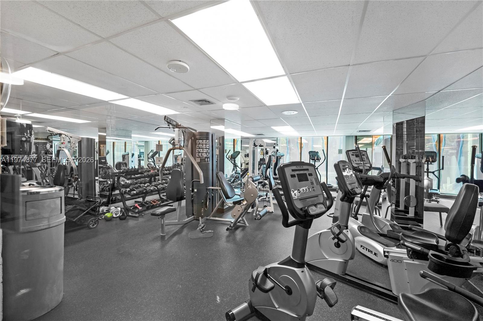 PHJ 2 / 2 1240 sq. ft. $ 2026-03-02 0 foto