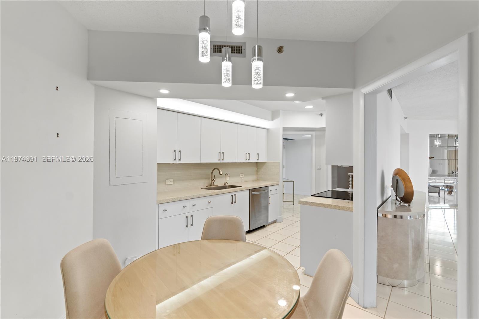 Photo of 20191 Country Club Dr  #407, Aventura, Florida, 33180 - 