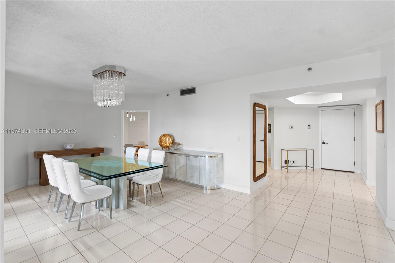 Photo of 20191 Country Club Dr  #407, Aventura, Florida, 33180 - 