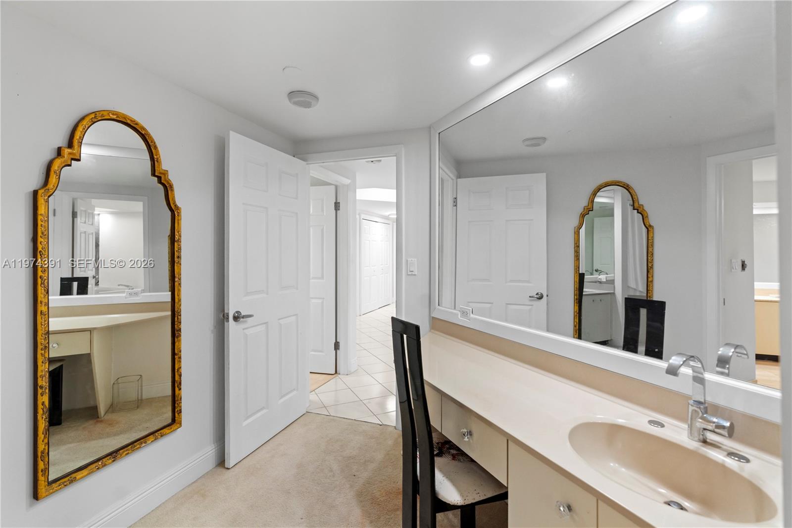 Photo of 20191 Country Club Dr  #407, Aventura, Florida, 33180 - 