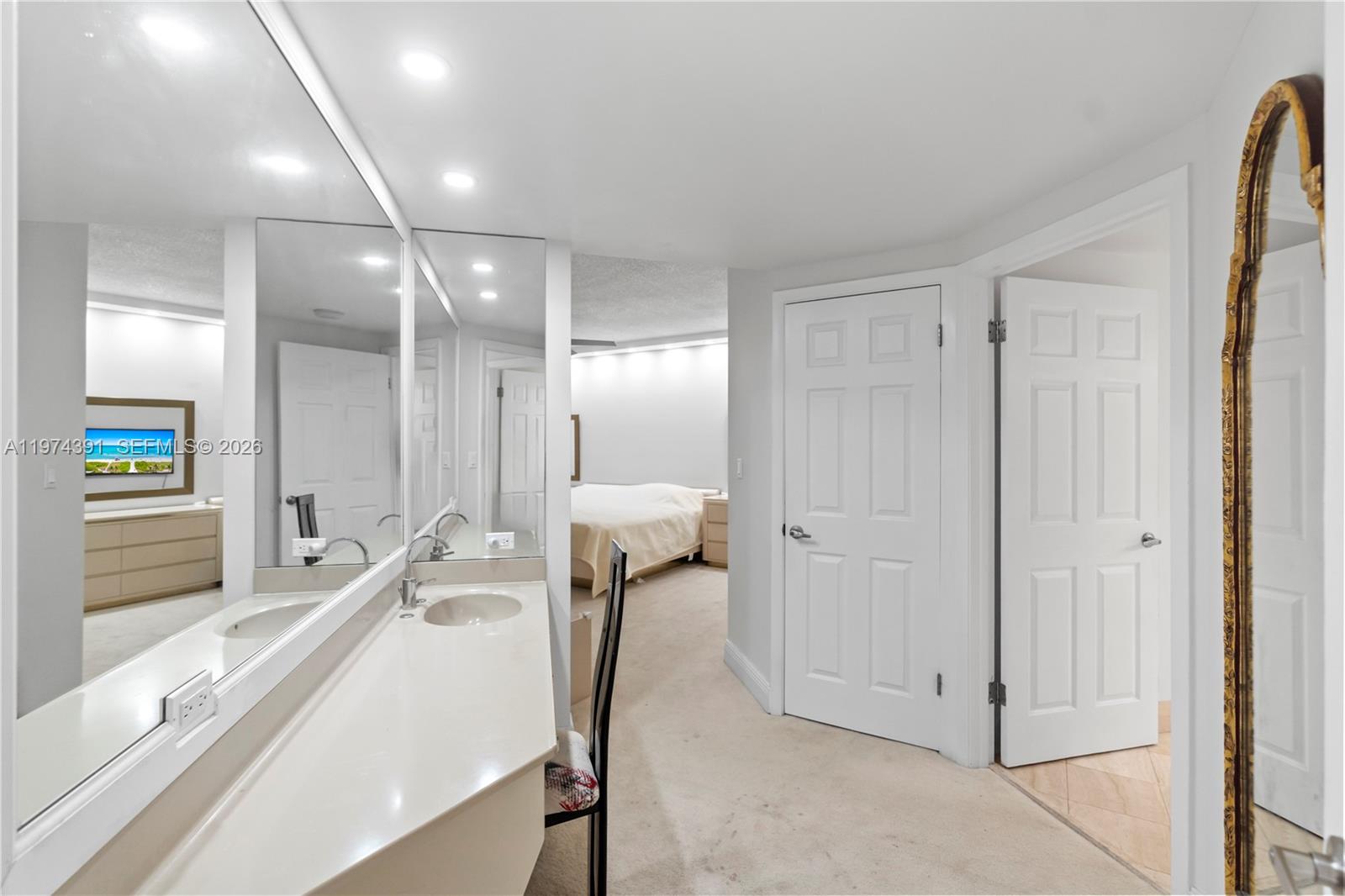 Photo of 20191 Country Club Dr  #407, Aventura, Florida, 33180 - 