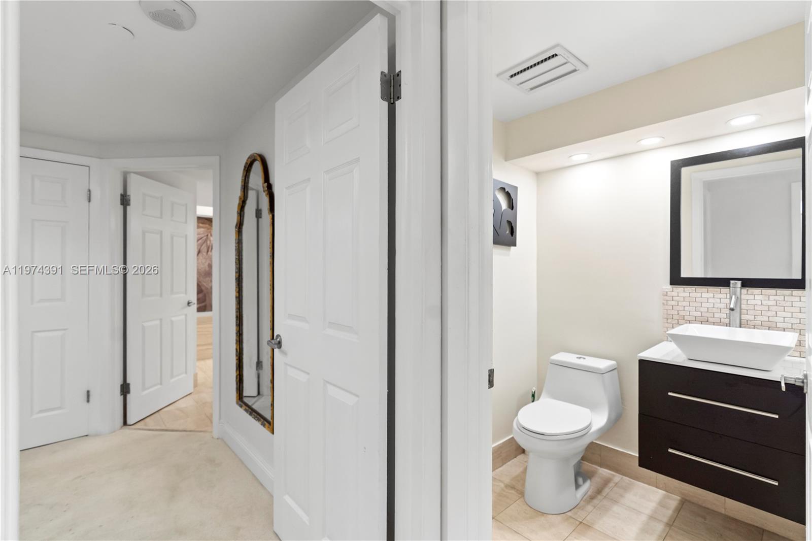 Photo of 20191 Country Club Dr  #407, Aventura, Florida, 33180 - 