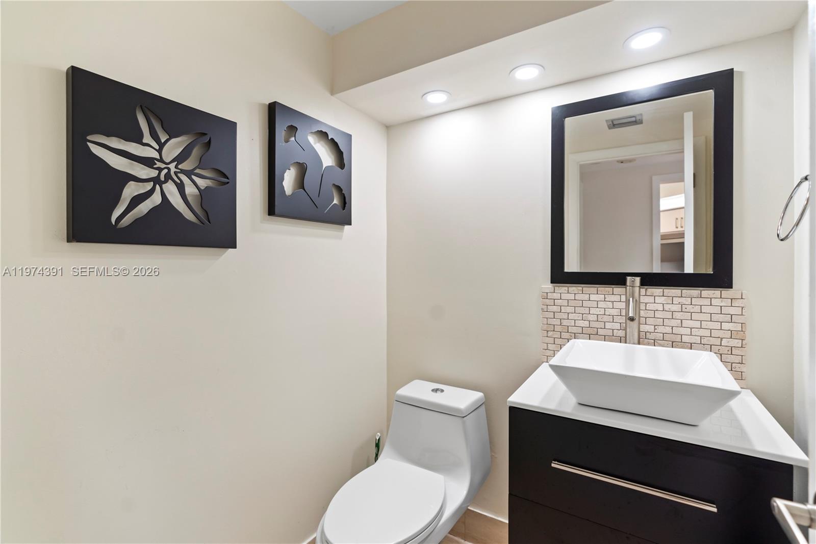 Photo of 20191 Country Club Dr  #407, Aventura, Florida, 33180 - 