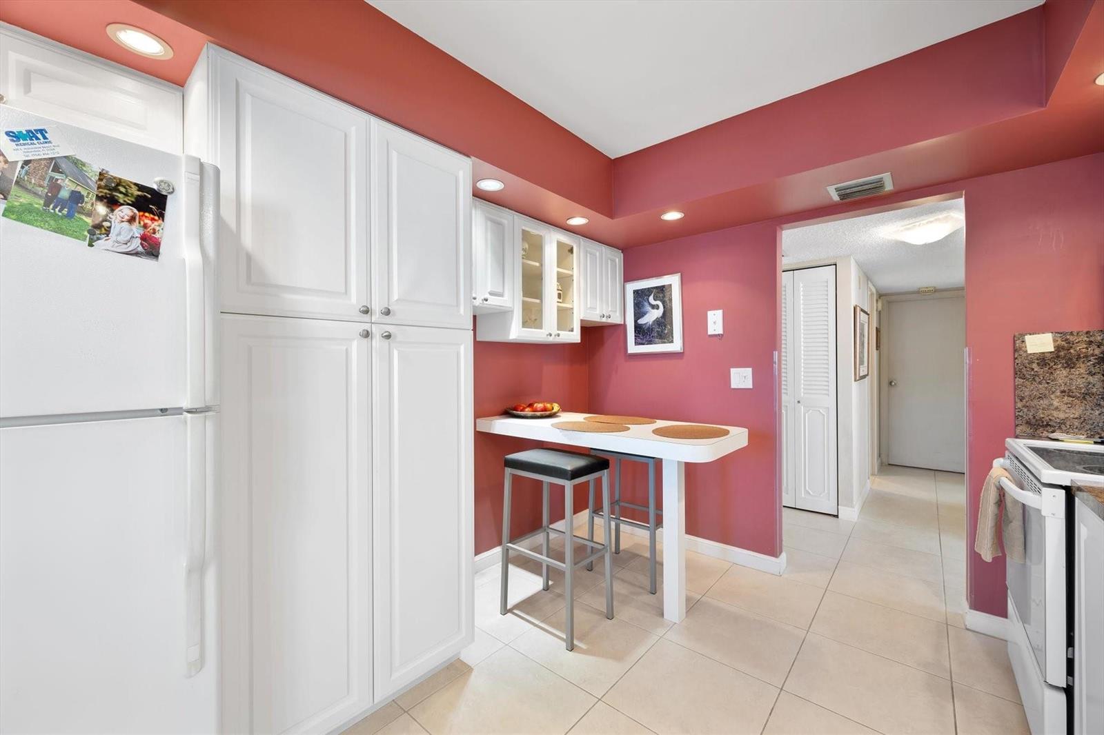 Photo of 2017 Ocean  #Ph1, Hallandale Beach, Florida, 33009 - Photo 15