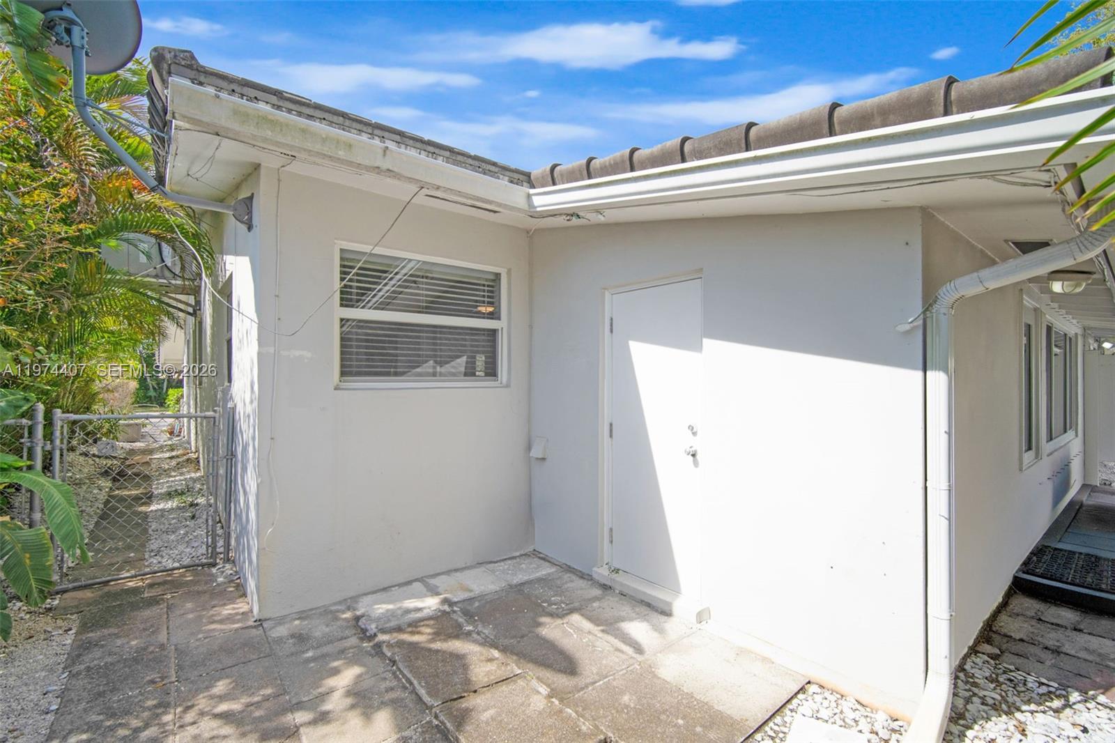   /  2734 sq. ft. $ 2026-03-02 0 foto