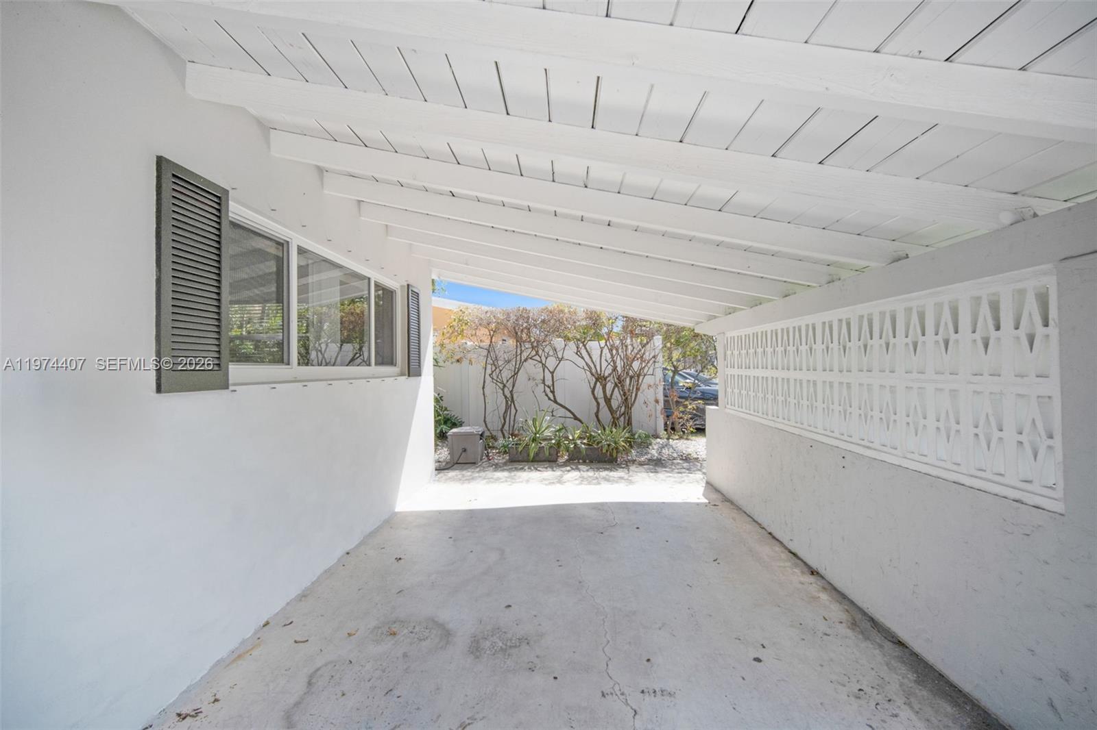   /  2734 sq. ft. $ 2026-03-02 0 foto