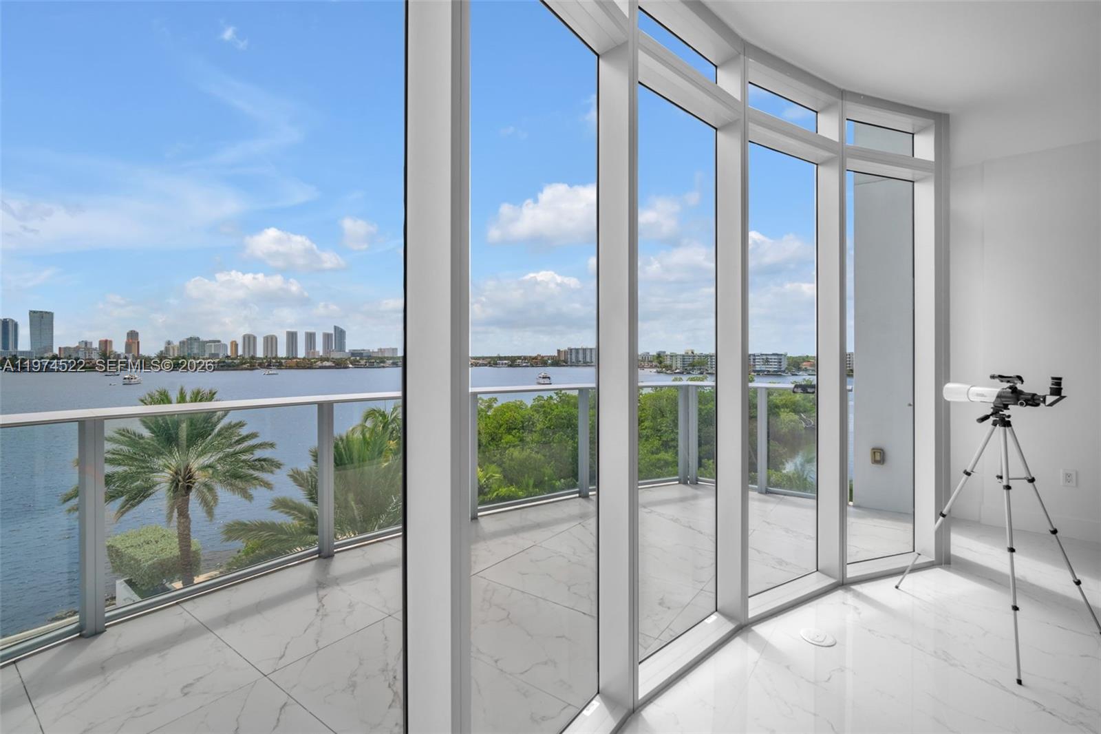 Photo of 17111 Biscayne Blvd #411, North Miami Beach, Florida, 33160 -