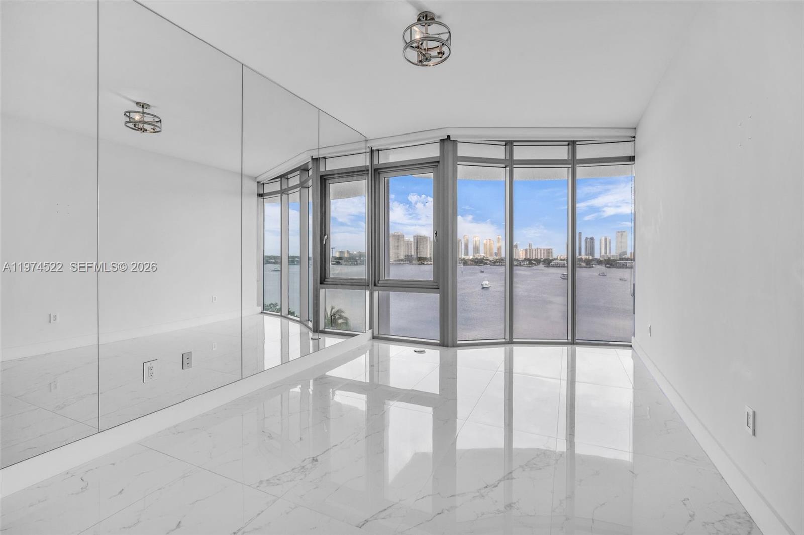 Photo of 17111 Biscayne Blvd #411, North Miami Beach, Florida, 33160 -