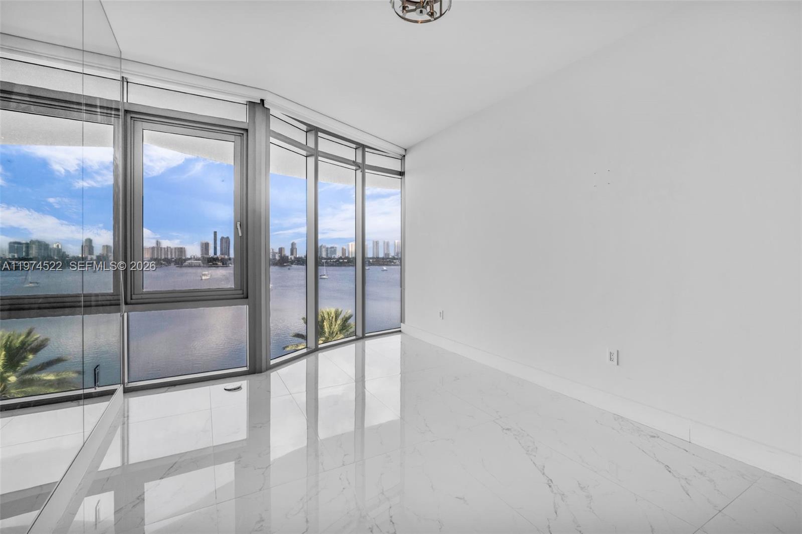 Photo of 17111 Biscayne Blvd #411, North Miami Beach, Florida, 33160 -