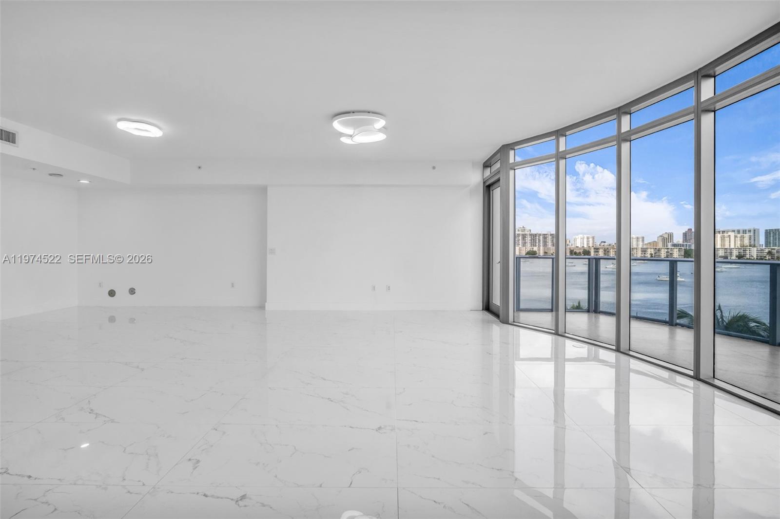 Photo of 17111 Biscayne Blvd #411, North Miami Beach, Florida, 33160 -