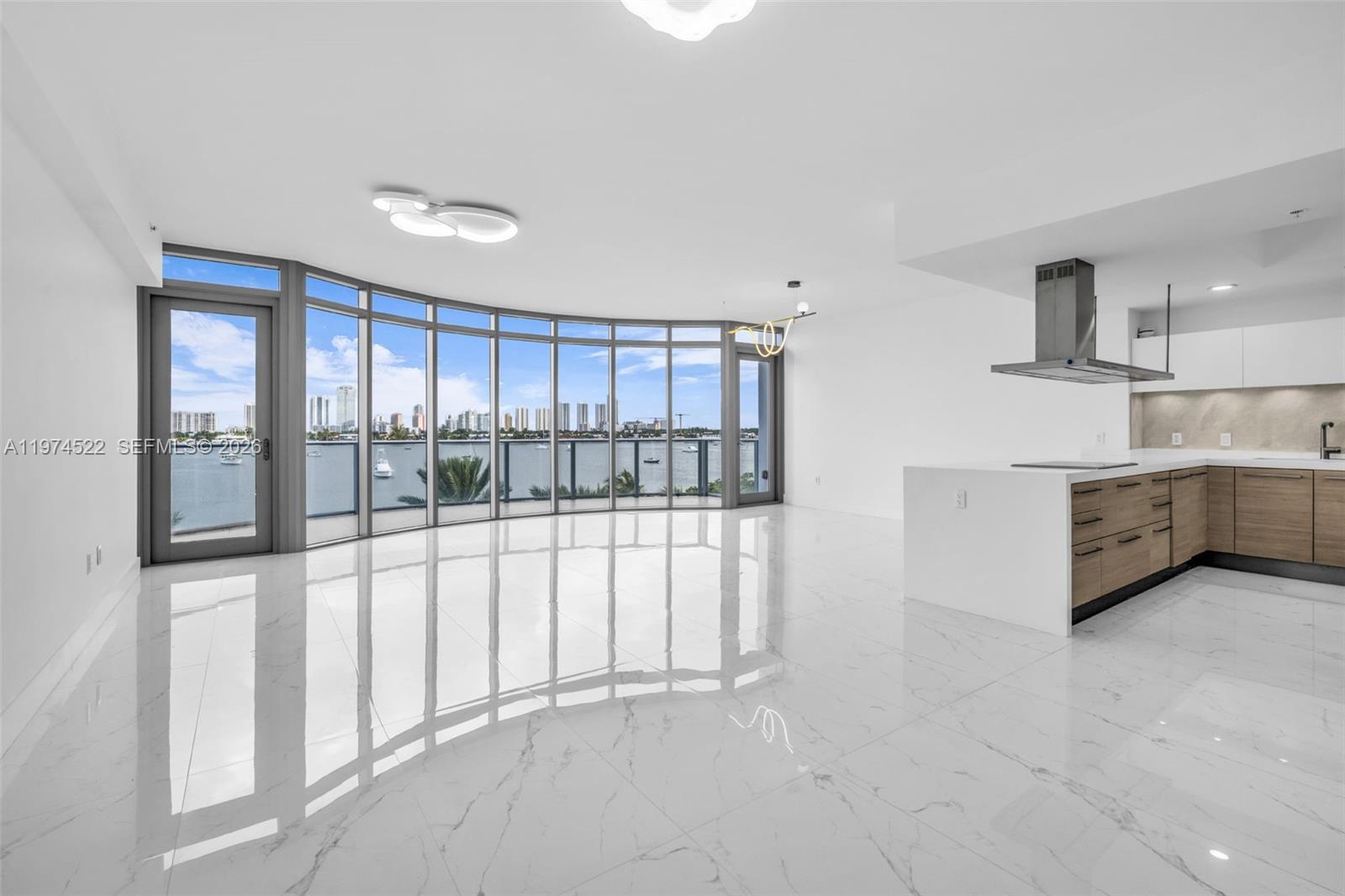 Photo of 17111 Biscayne Blvd #411, North Miami Beach, Florida, 33160 -
