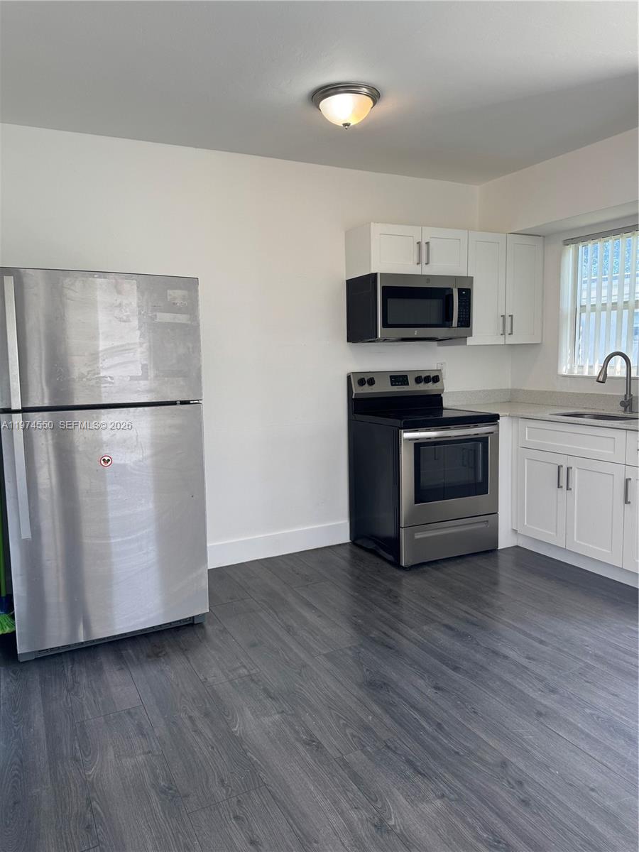   /   кв.футов $ 2026-03-04 0 Фото