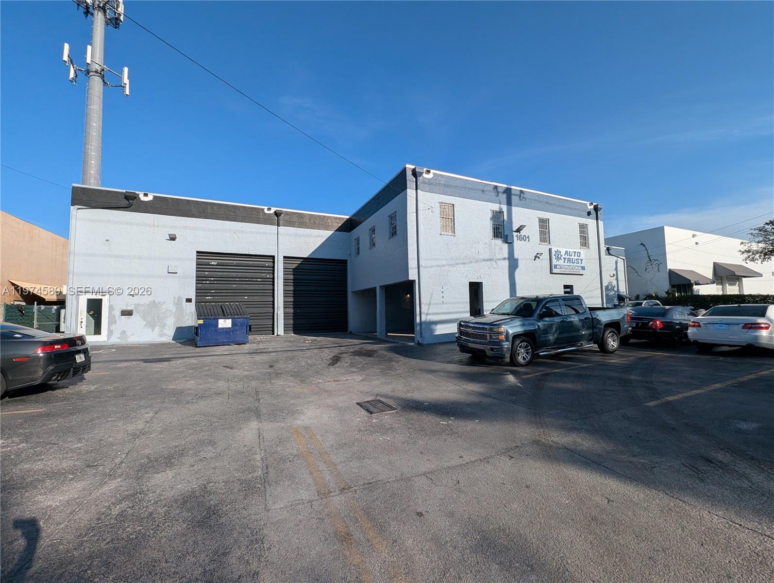 Ver detalles / sq. ft. $ 2026-03-02 0 foto