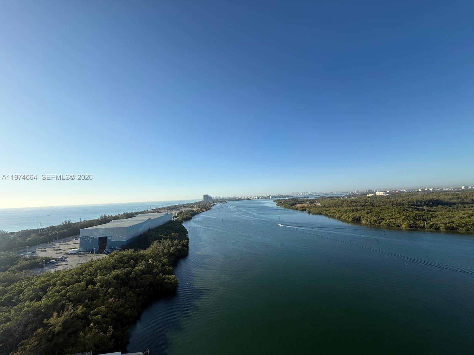 2106 3 / 3 1570 sq. ft. $ 2026-03-02 0 foto