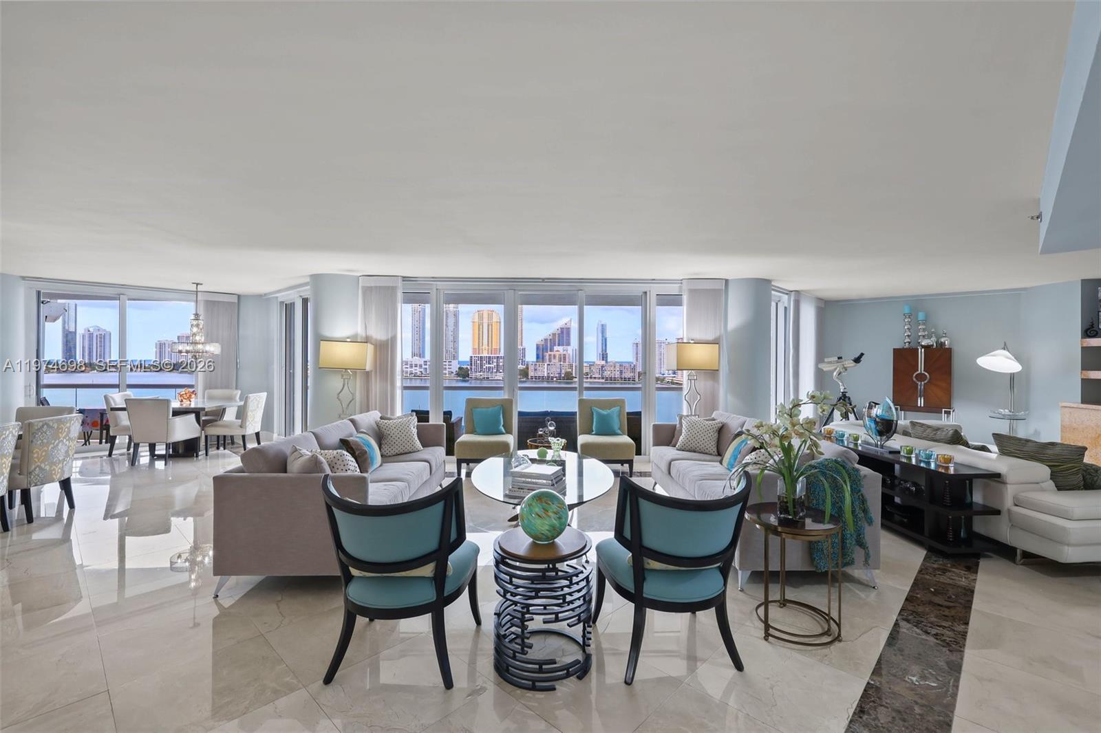 Подробнее 1006 5 / 6 4740 кв.футов $ 2026-03-02 0 Фото