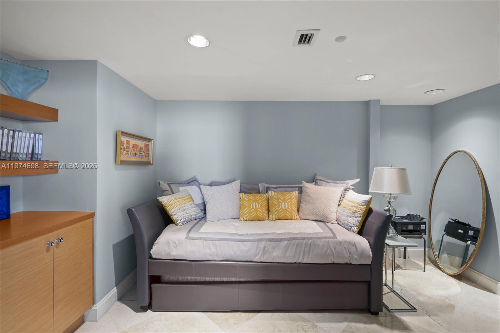 Подробнее 1006 5 / 6 4740 кв.футов $ 2026-03-02 0 Фото