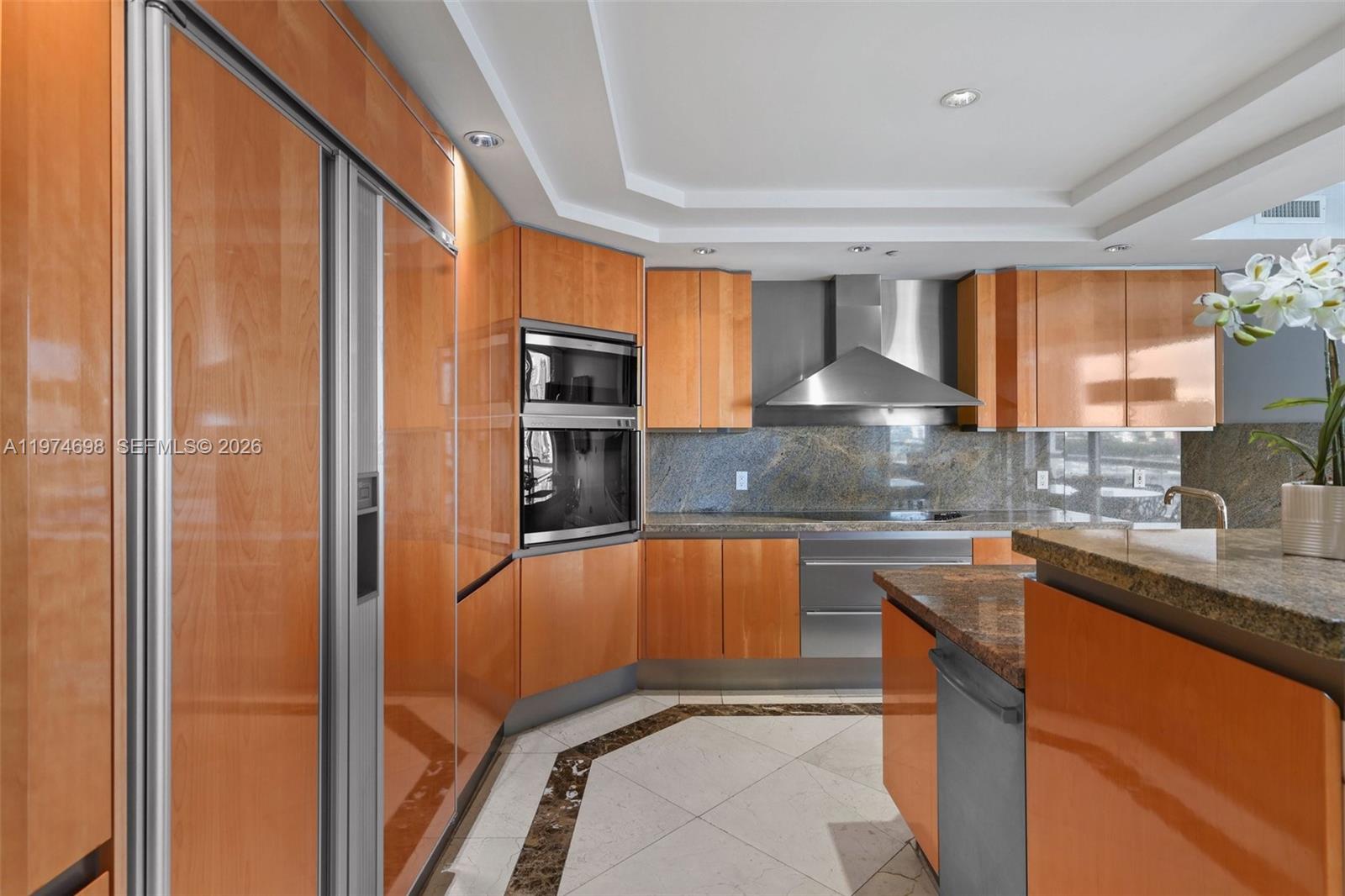 Подробнее 1006 5 / 6 4740 кв.футов $ 2026-03-02 0 Фото