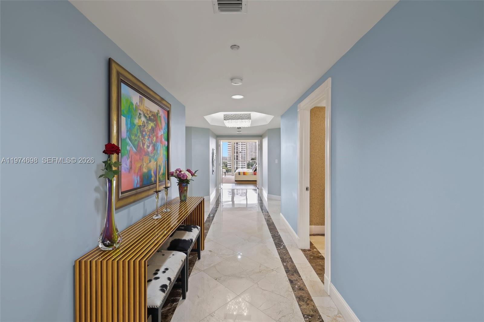 Подробнее 1006 5 / 6 4740 кв.футов $ 2026-03-02 0 Фото