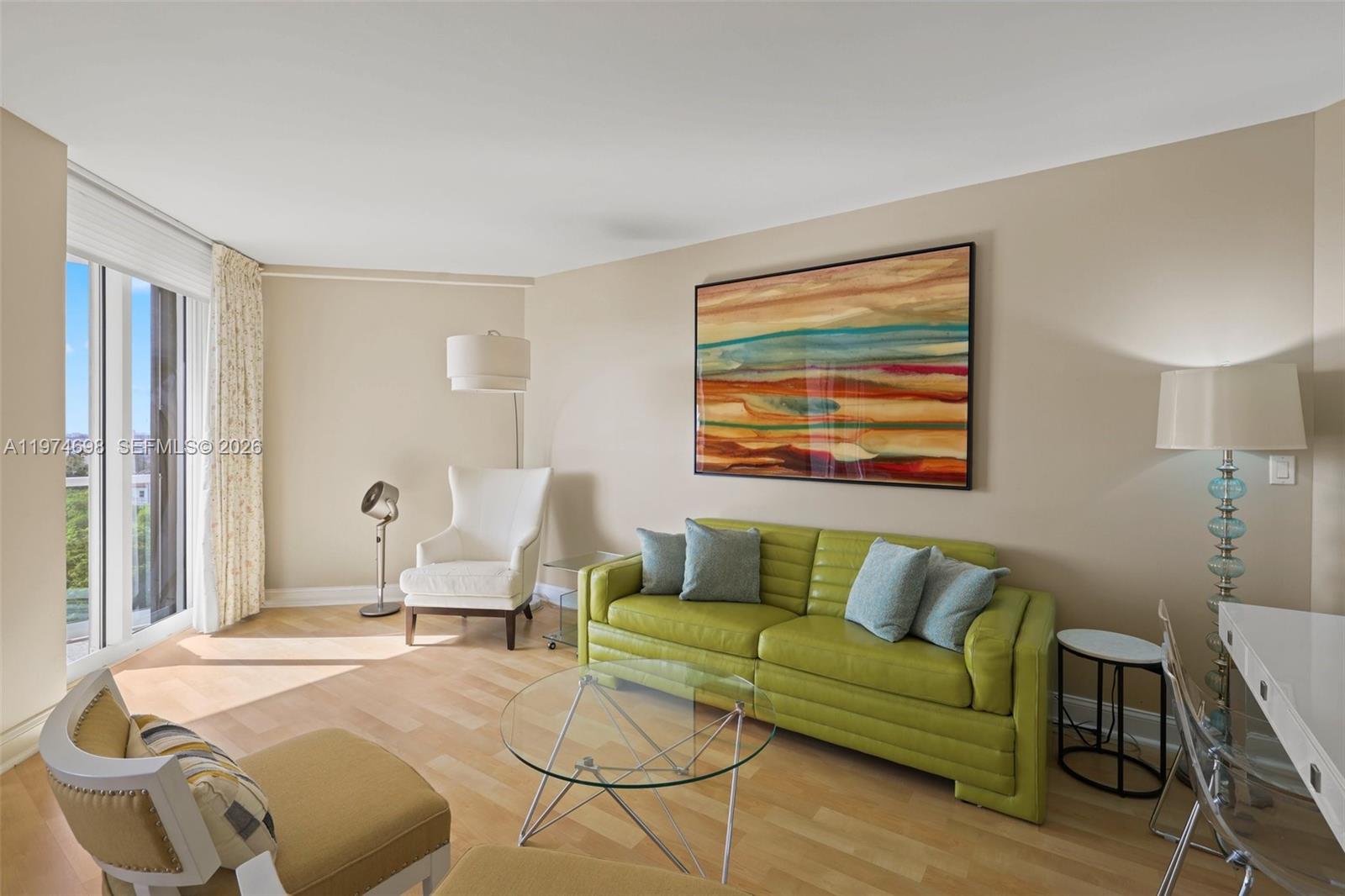 Подробнее 1006 5 / 6 4740 кв.футов $ 2026-03-02 0 Фото