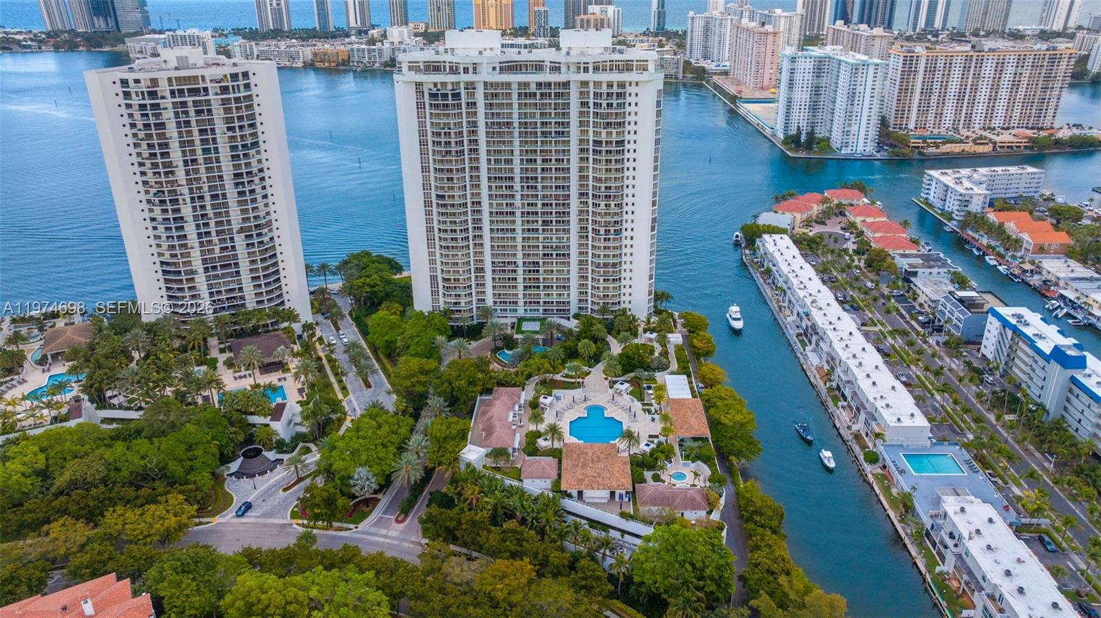 Подробнее 1006 5 / 6 4740 кв.футов $ 2026-03-02 0 Фото