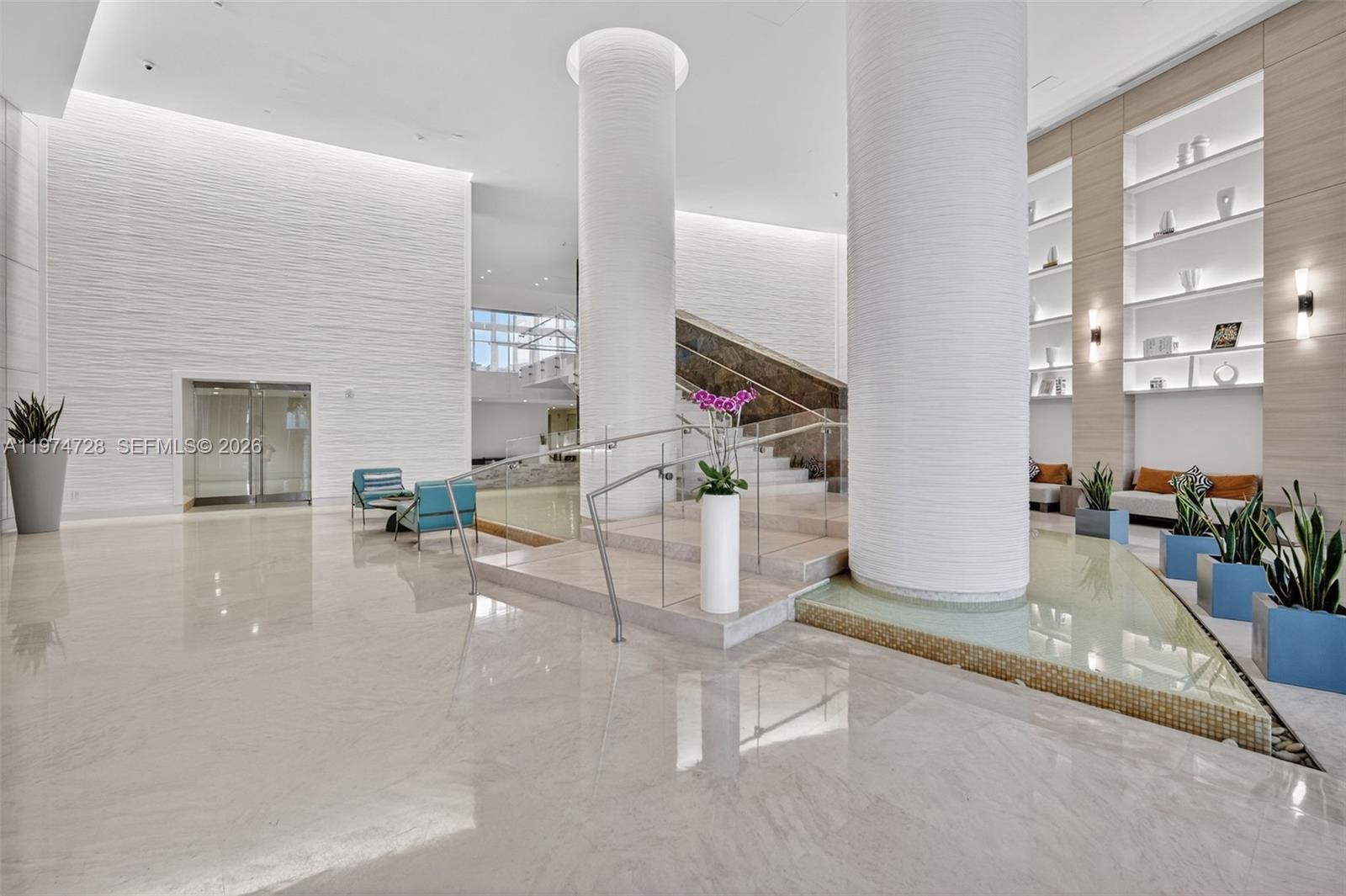 2008 1 / 2 881 sq. ft. $ 2026-03-02 0 foto