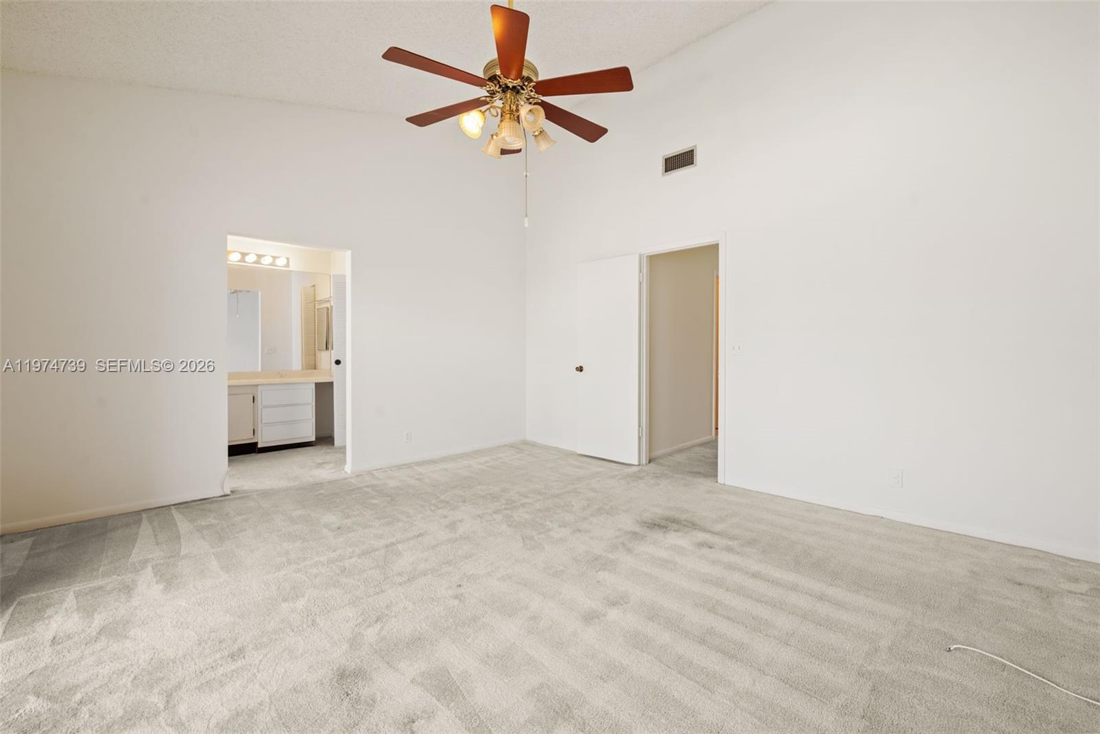 Photo of 21190 Mainsail Cir (21190), Aventura, Florida, 33180 -