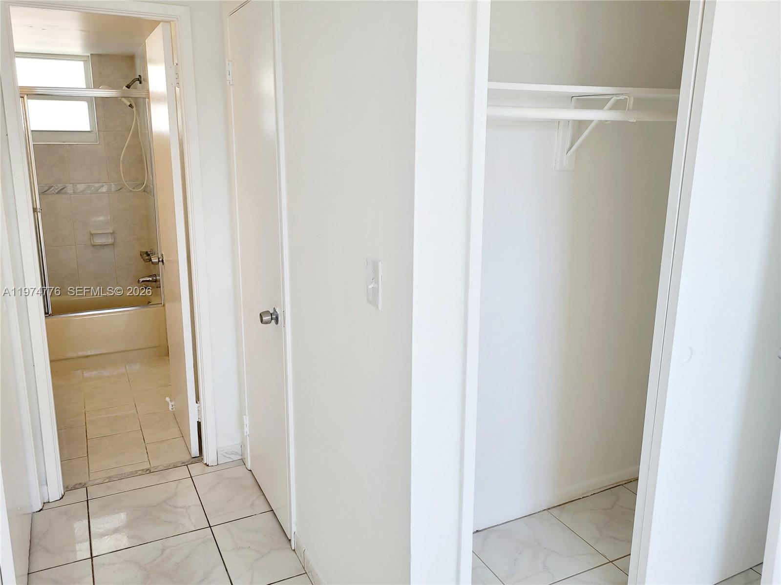 402 1 / 1 686 sq. ft. $ 2026-03-02 0 foto