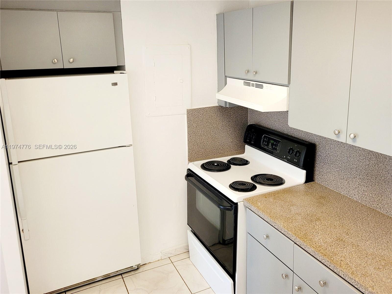 402 1 / 1 686 sq. ft. $ 2026-03-02 0 foto