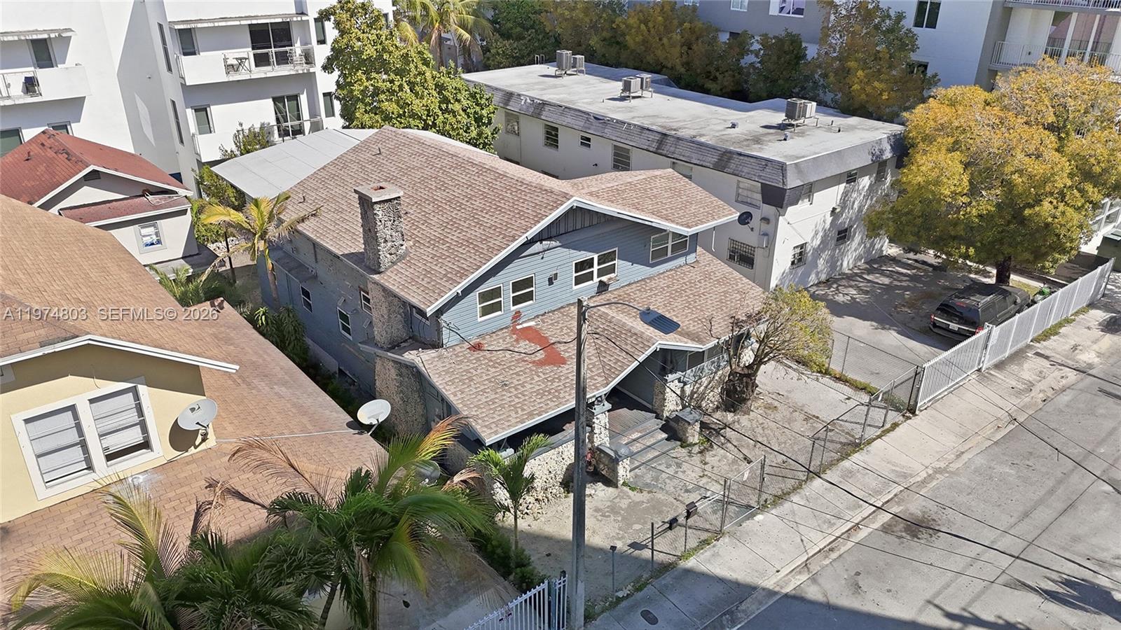   /   кв.футов $ 2026-03-02 0 Фото