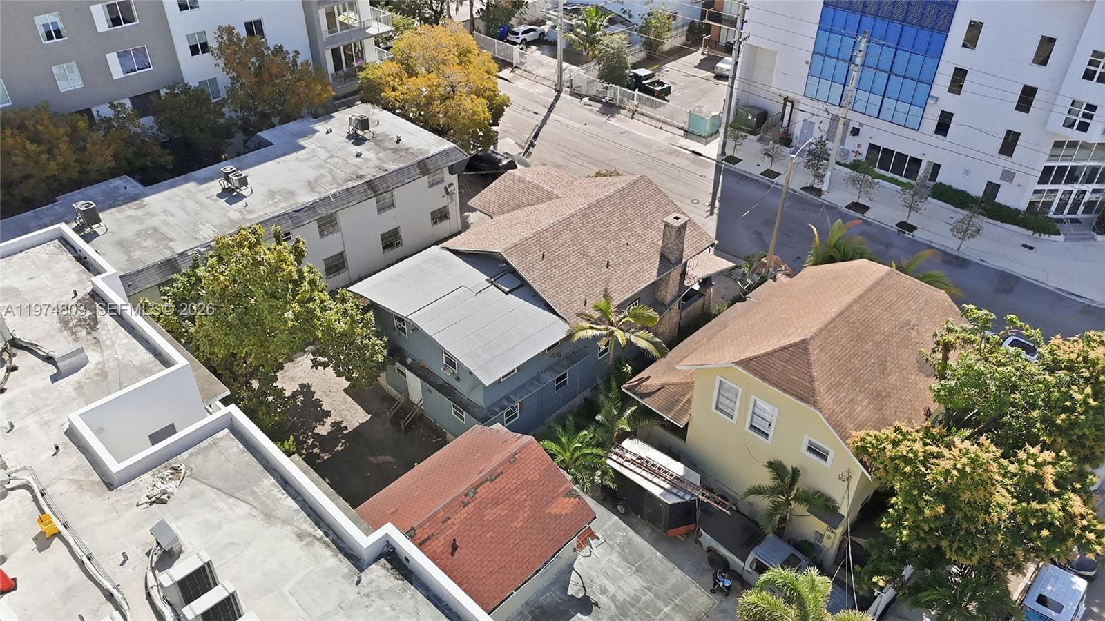   /   кв.футов $ 2026-03-02 0 Фото