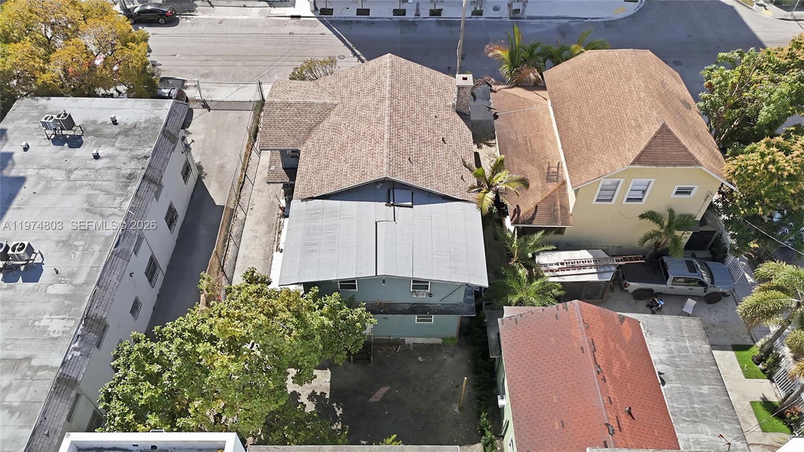   /   кв.футов $ 2026-03-02 0 Фото