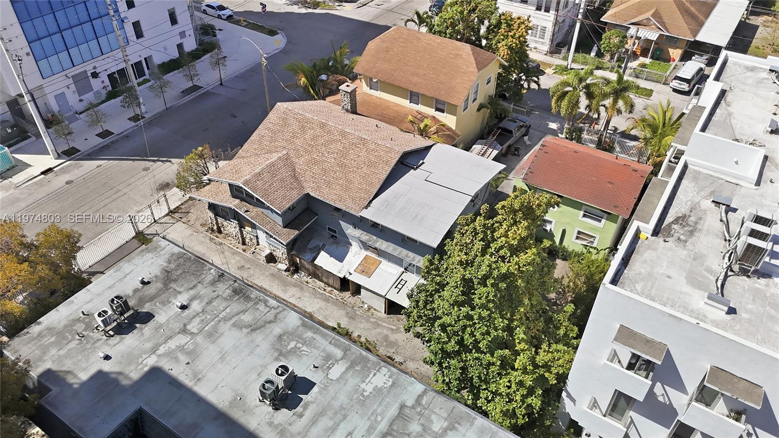   /   кв.футов $ 2026-03-02 0 Фото