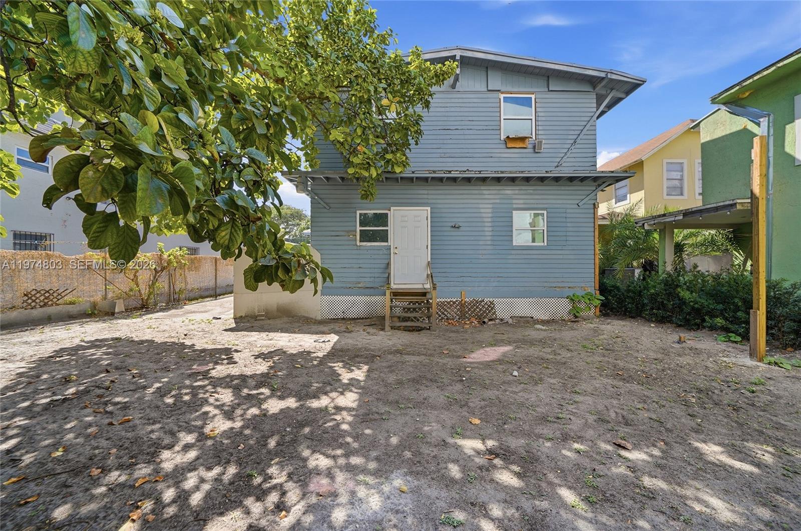   /   кв.футов $ 2026-03-02 0 Фото