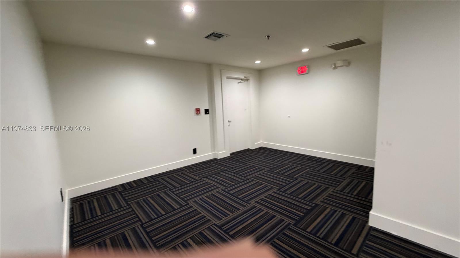 See details / sq. ft. $ 2026-05-18 0 Photo
