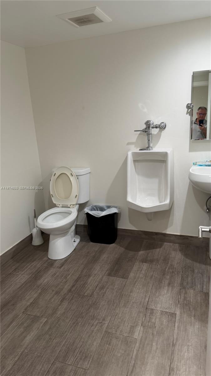 See details / sq. ft. $ 2026-05-18 0 Photo