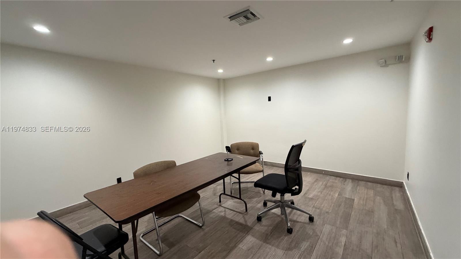 See details / sq. ft. $ 2026-05-18 0 Photo