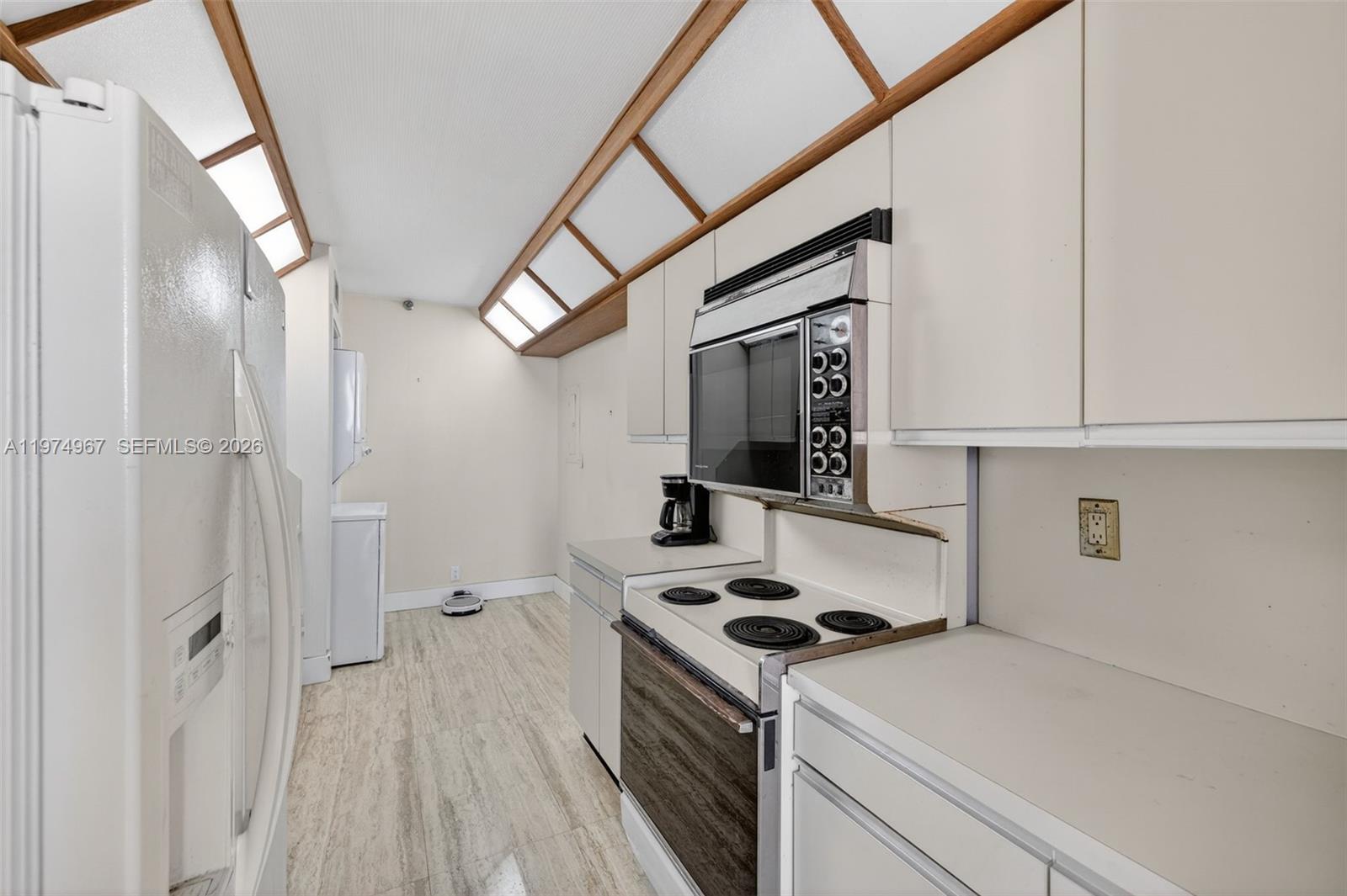 Photo of 19355 Turnberry Way  #17C, Aventura, Florida, 33180 - 