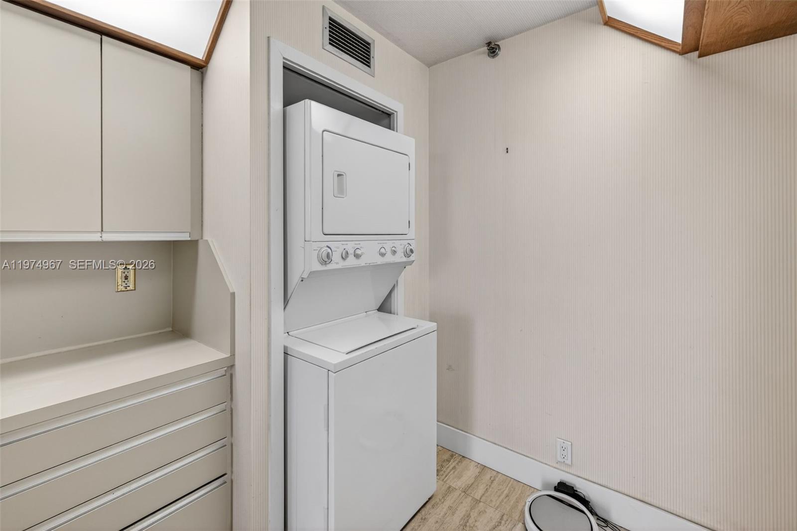 Photo of 19355 Turnberry Way  #17C, Aventura, Florida, 33180 - 