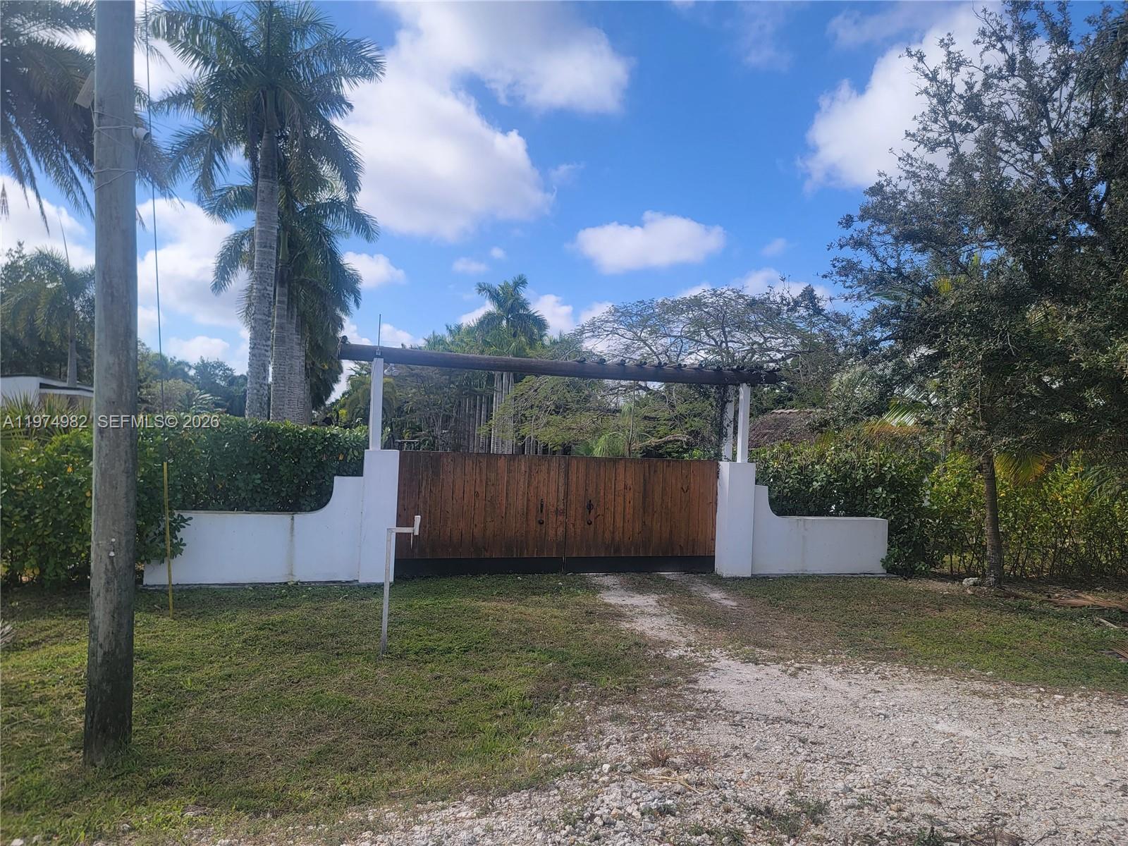 Подробнее / кв.футов $ 2026-03-02 0 Фото