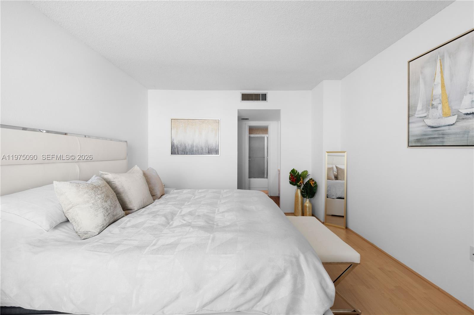 Photo of 3625 Country Club Dr  #1401, Aventura, Florida, 33180 - 