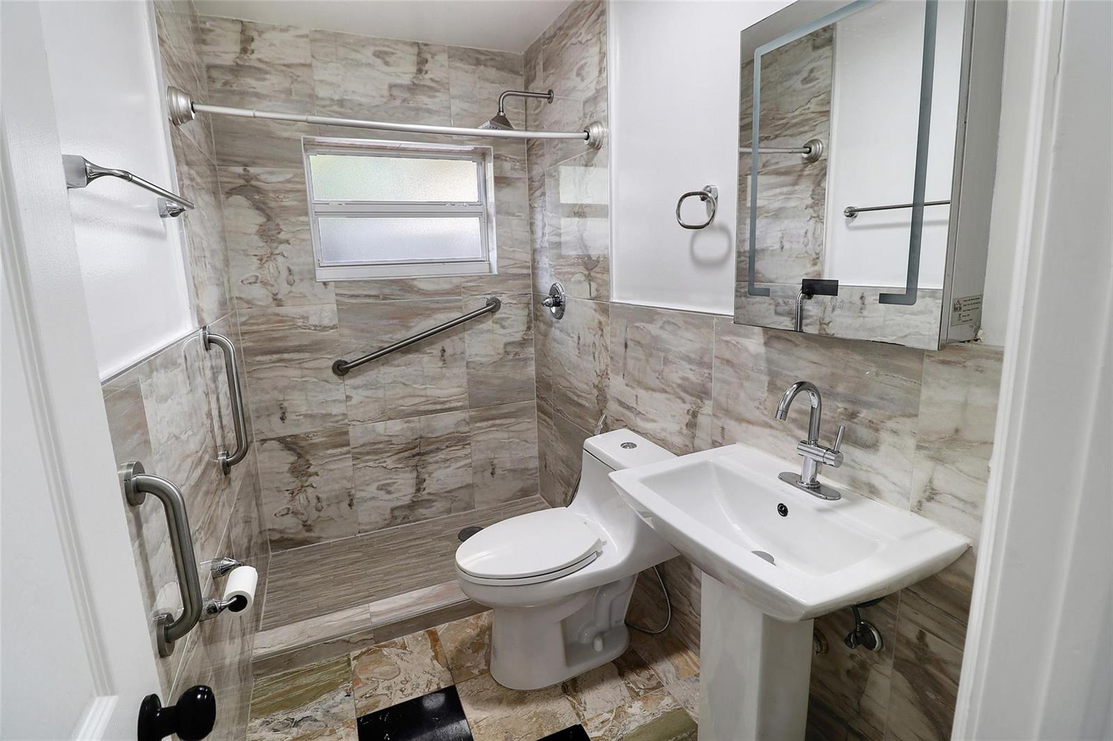   / 0 2500 sq. ft. $ 2026-05-01 0 foto
