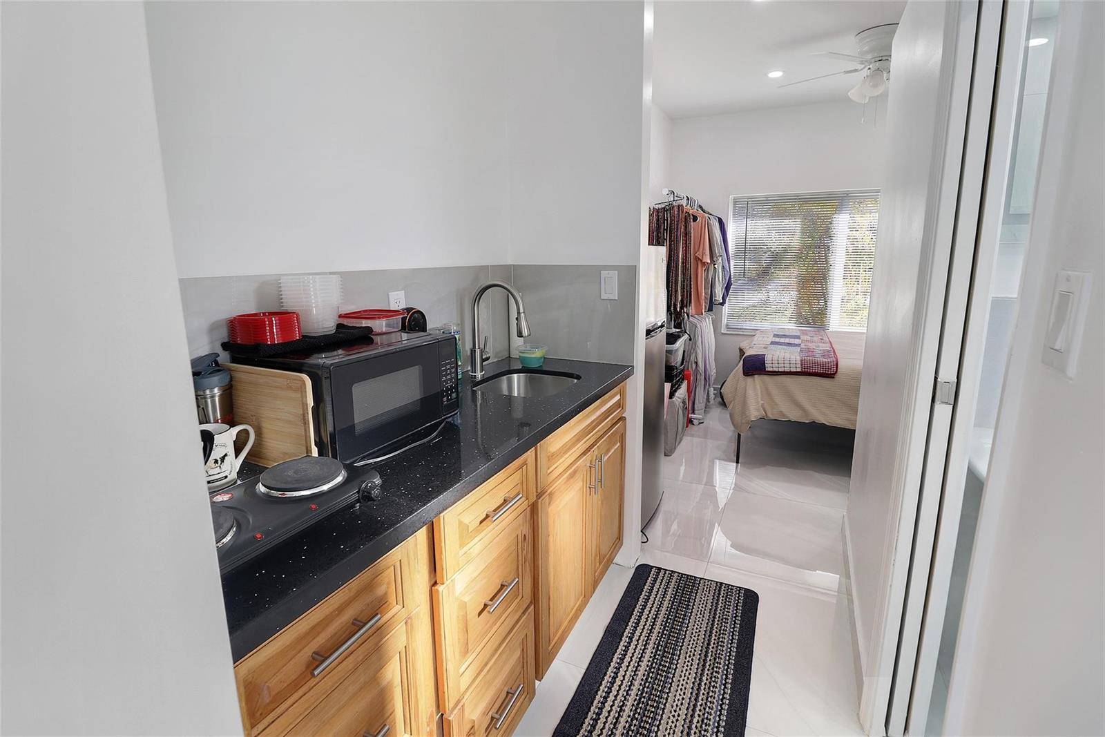   / 0 2500 sq. ft. $ 2026-05-01 0 foto